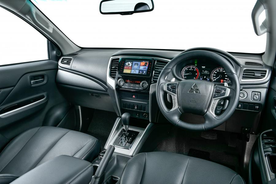 Торпедо Mitsubishi Triton Double Cab 2019 года  (ZA) (фото 23 из 40)